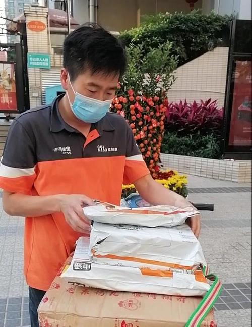 师宗大同申通快递拿快递要注意什么?