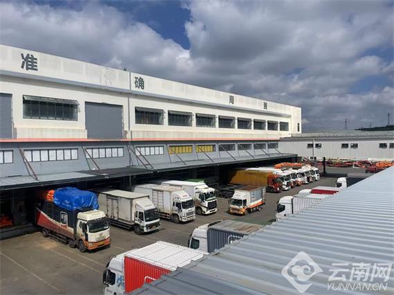 昆明申通快递分拣中心