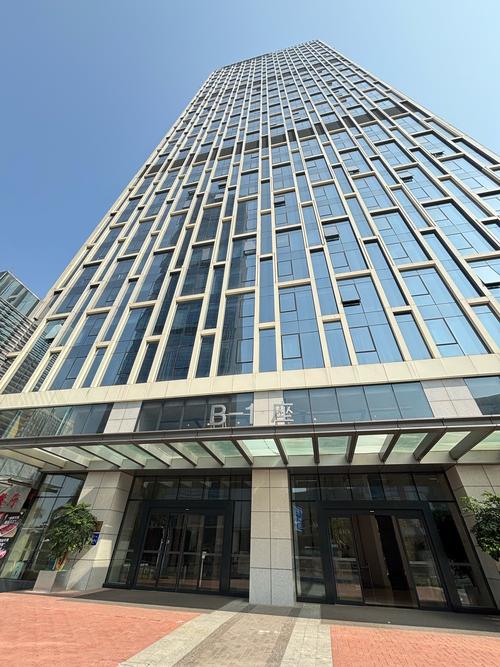 深圳德宝物流中心宾馆是物流配套还是独立经营?